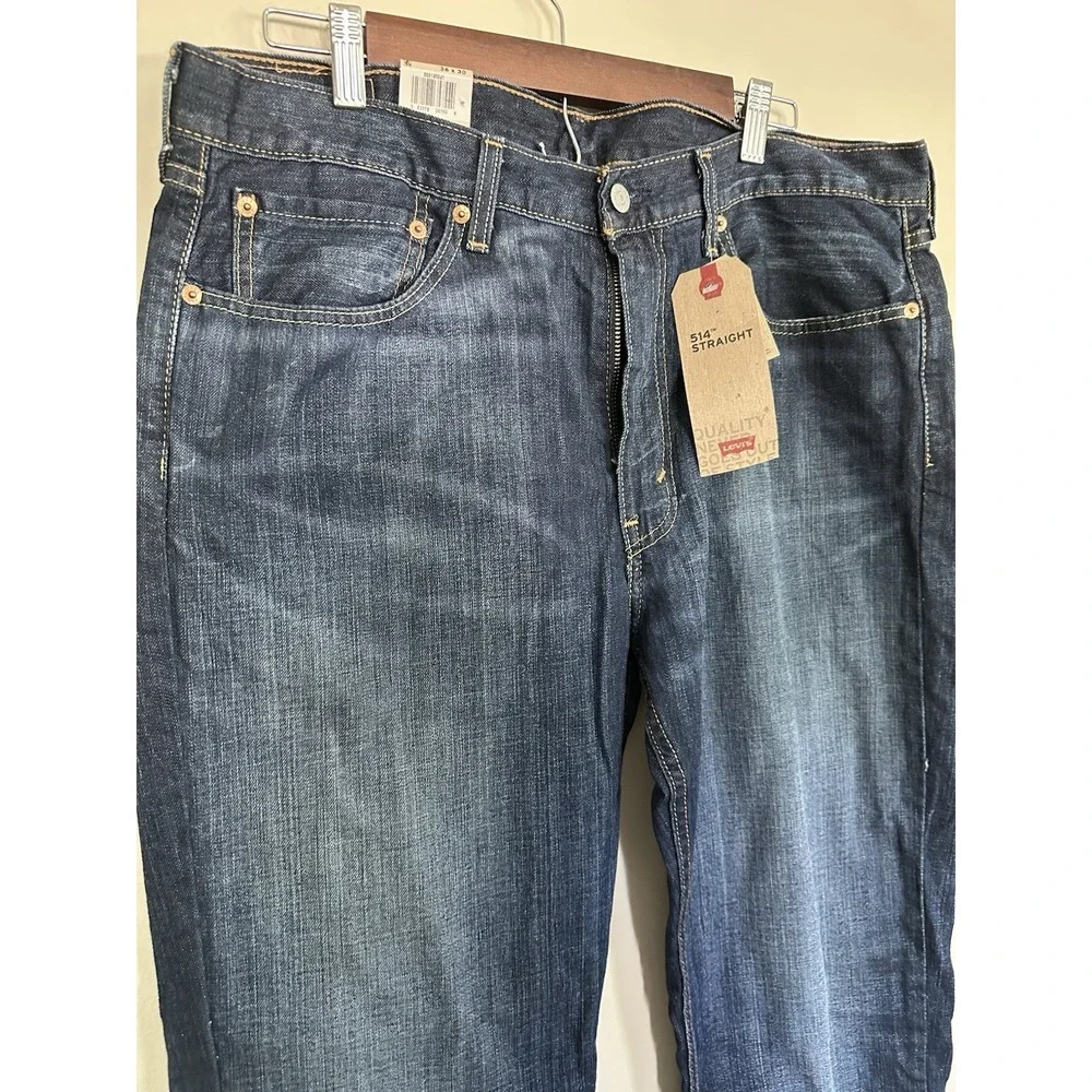 NWT Levis 514 36x30 Straight Fit Jeans Stretch Jeans Color Medium Dark Wash Blue